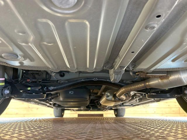 下回りがきれいなうちに、防錆加工の施工がオススメ。降雪地域はもちろん、沿岸部にお住いの方や、趣味でマリン・ウィンタースポーツをされる方にご好評いただいております。