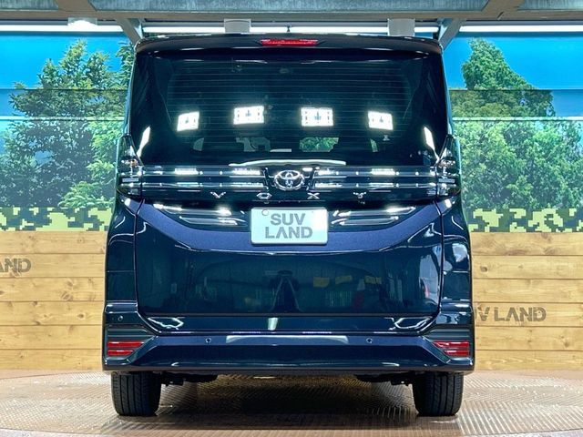 安心の最長10年・走行無制限保証（有償）をご用意。保証内容も充実はもちろん、無料点検＆オイル交換や、年中無休の全国・24時間ロードサービスも付帯されておりますのでご安心下さい。