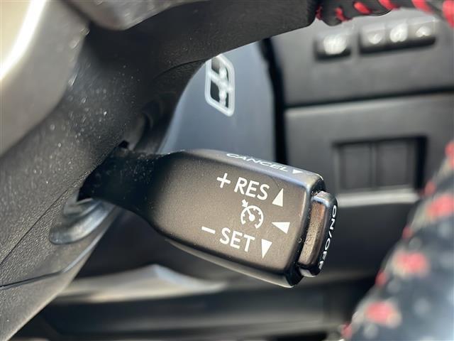 【運転席操作部】快適なドライブを楽しむための機能が装備されています！運転席から触れるので、使いやすいです！除菌プランいれていただくと、さらに清潔で安心していただけます！