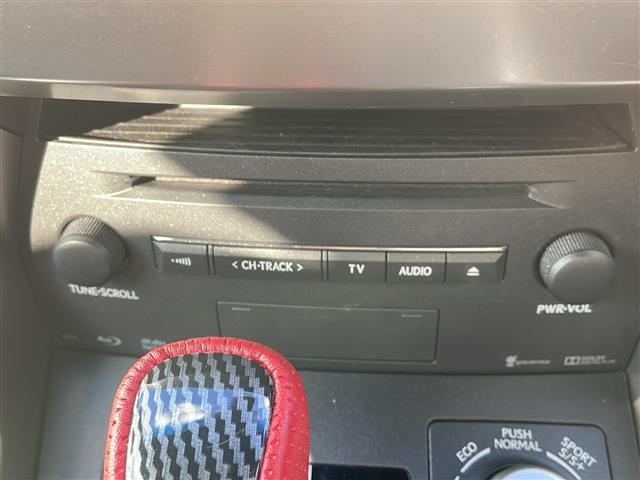 【運転席操作部】快適なドライブを楽しむための機能が装備されています！運転席から触れるので、使いやすいです！除菌プランいれていただくと、さらに清潔で安心していただけます！