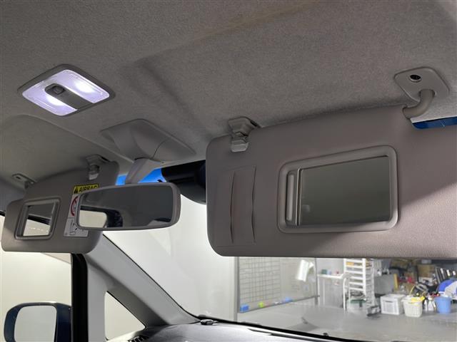 【バックミラー】大きくて見やすいので、後方を見るときも安心です！