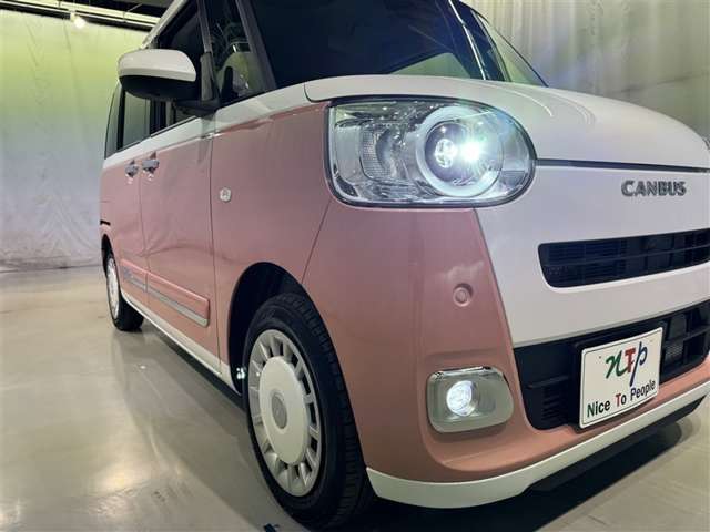 フォグランプ装着車です。暗い夜道の車両前方を明るく照らします