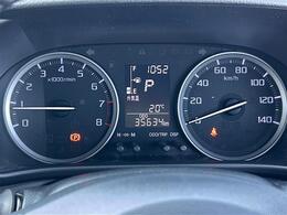 【スピードメーター】メーターがシンプルで見やすく運転しやすいですね！