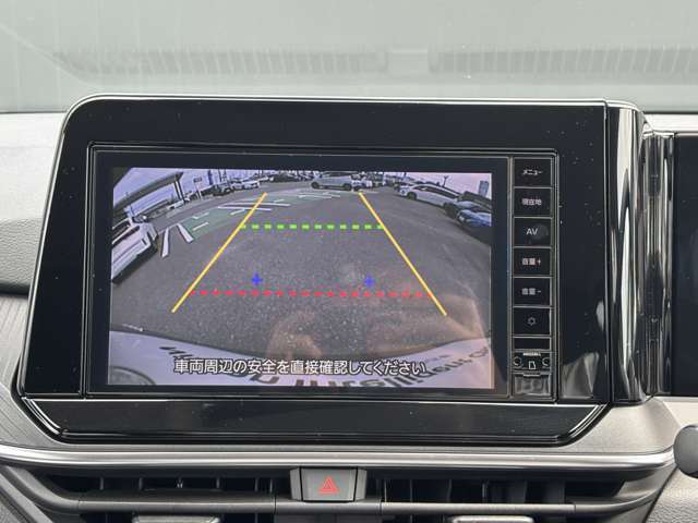 バックビューモニターで車両後方の安全確認も一目でできます！小さなお子様や障害物も確認できるので、運転のし易さだけではなく事故防止にも役立ちます♪