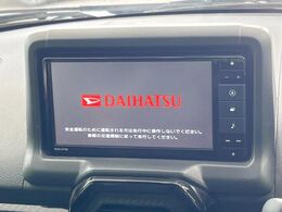 【新品ナビ付き】人気の地デジ付き新品ナビを特別に取り付けました♪使いやすいナビで目的地までしっかり案内してくれます。オーディオ機能も充実しており、お車の運転がさらに楽しくなります！！
