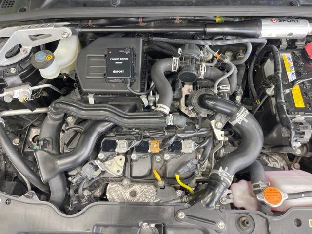親切・丁寧な専門メカニックスタッフが応対！・車検・点検整備・事故等の修理などアフターサービスも安心。お車のカスタマイズもネクステージのサービススタッフまでご相談ください！