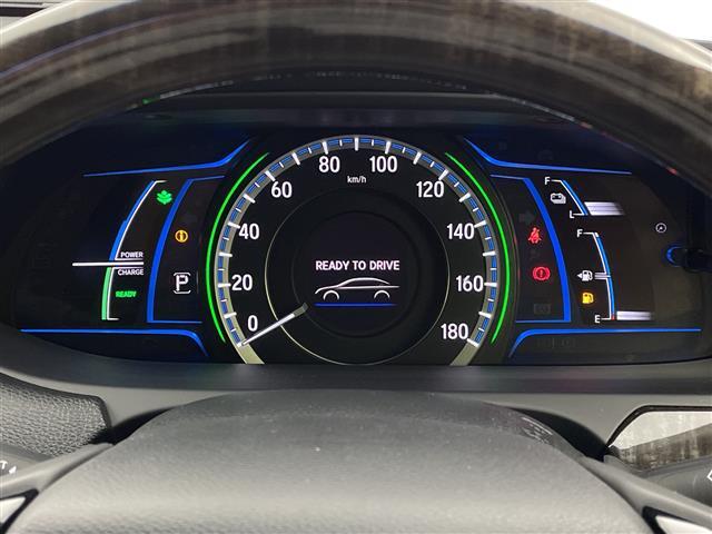 【スピードメーター】メーターがシンプルで見やすく運転しやすいですね！
