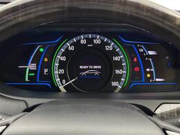 【スピードメーター】メーターがシンプルで見やすく運転しやすいですね！