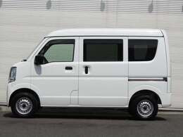 【初めてご購入の方】当社ホームページ「クローバーランドカーズ」で検索！☆簡単審査！全車両ローン仮審査機能付き　☆ご来店予約　☆新着車両　☆ご購入の流れ　など情報満載です。LINEでのお問合せもOK