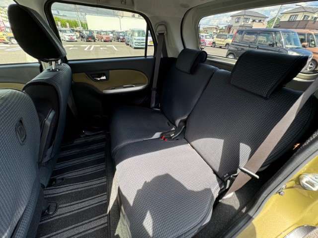 お客様に隅々まで見ていただけるよう展示車両は常に綺麗に仕上げております！お客様のご来店、スタッフ一同心よりお待ち申し上げます。