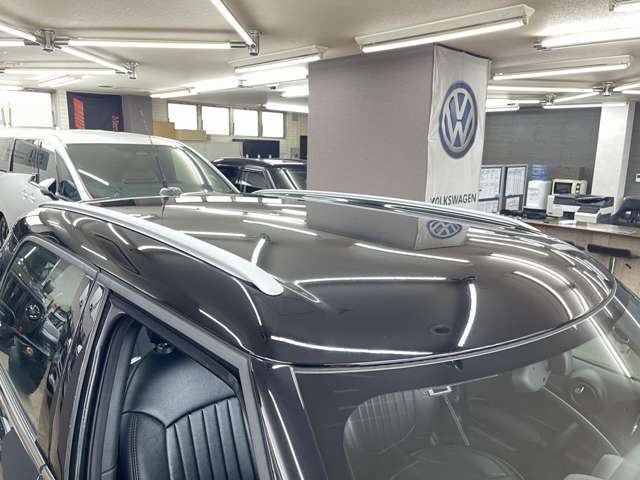 塗装の焼けや色褪せなど無く驚きの輝きを保っております。