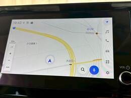 【純正ナビ】一体感のあるナビは、高級感ある車内を演出してくれます。Bluetooth再生などオーディオ機能も充実しておりますので、運転もより楽しめます♪