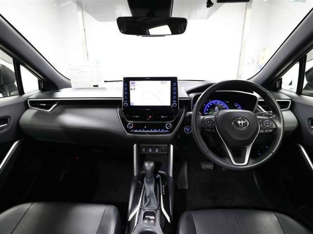 SUVならではの見晴らしの良い前方視界で快適なドライブをお楽しみいただけます！