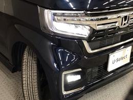 【LEDヘッドライト】ディスチャージヘッドライト（HID）と同等の明るさで、夜道や雨天走行が明るく視界良好！！　フォグライトも装備で、安心感さらにUPです♪安心ドライブを楽しんで下さい♪