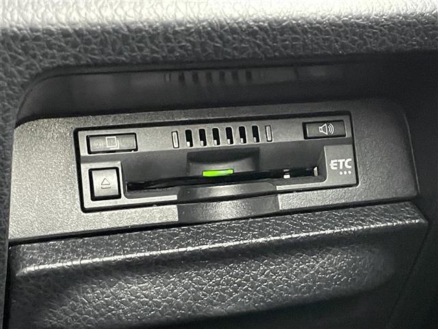 店舗にて現車の確認も頂けますので、お電話で在庫のご確認の上是非ご来店くださいませ！！！
