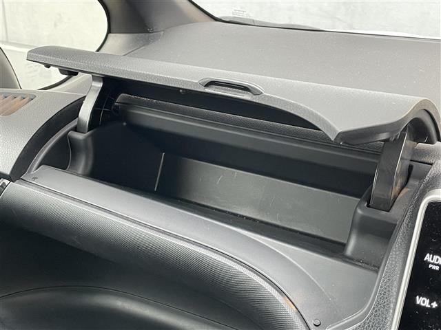 店舗にて現車の確認も頂けますので、お電話で在庫のご確認の上是非ご来店くださいませ！！！