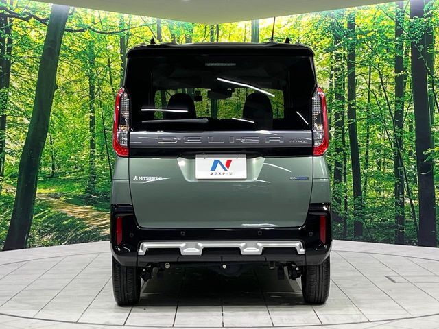 大好評のボディコーティング「弾スプラッシュコート」もご納車までに施工可能。通常のガラスコートと異なる、耐久年数6年の無機質ガラスコーティングが、ボディをキレイな状態に保ってくれます。