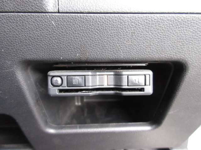 今では必須アイテムのETCも装備しています