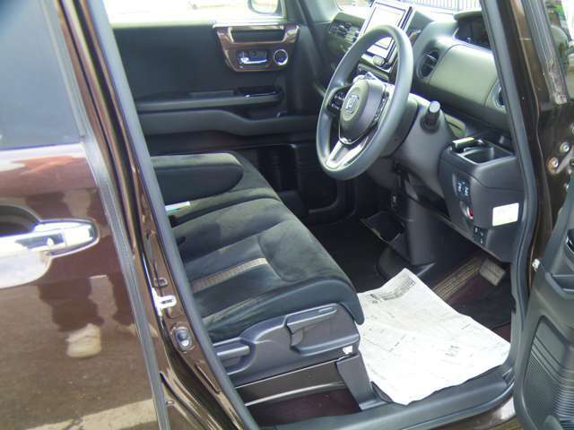 外装・内装部分気になる点がございましたらお気軽にご連絡下さい。