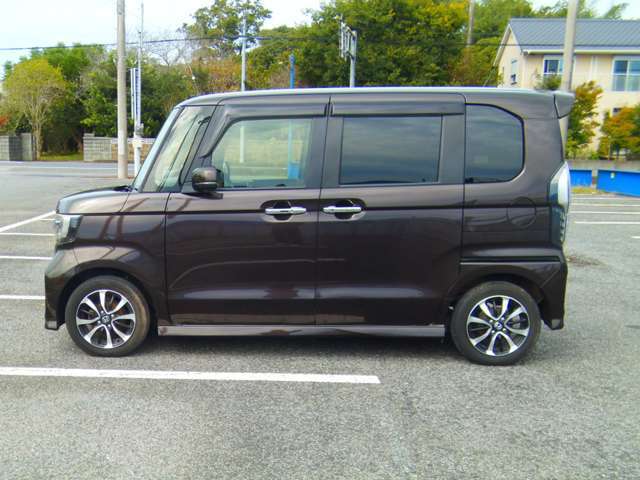 外装・内装部分気になる点がございましたらお気軽にご連絡下さい。