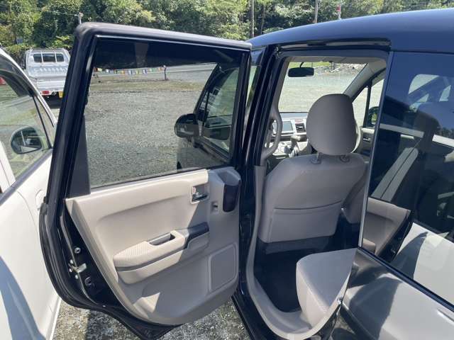 普通・軽自動車/スポーツカー/ワンボックス/4WD/ハイブリッド/エコカー/ミニバン/福祉車両/etc・・幅広く取り扱ってます。ぜひ一度ご覧下さい！もちろん、新車・登録（届出）済未使用車・各種注文販売も致します！