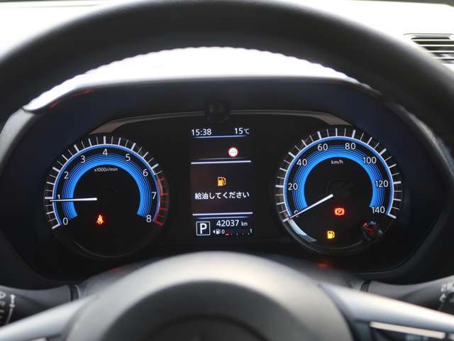 カラー液晶付きメーターパネル