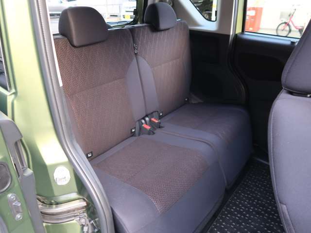 セカンドシート