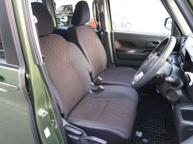 フロントシート