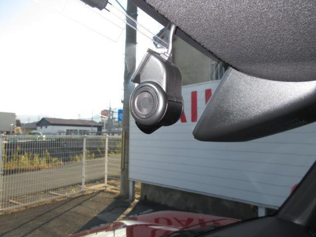 当店の車両をご覧いただき誠にありがとうございます（＾＾）何かございましたらお気軽にお問い合わせくださいませ。