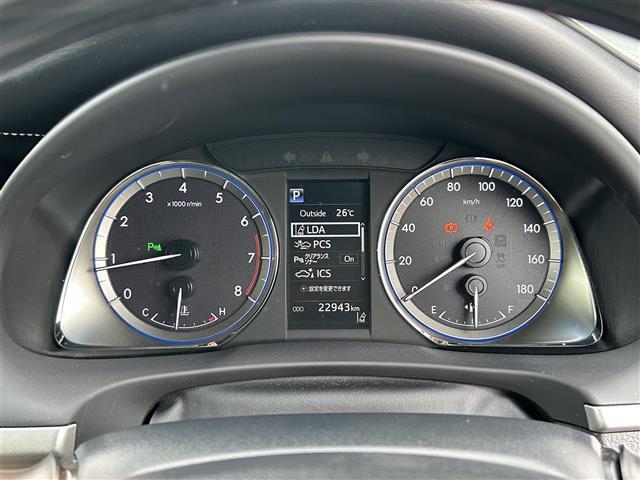 【スピードメーター】メーターがシンプルで見やすく運転しやすいですね！