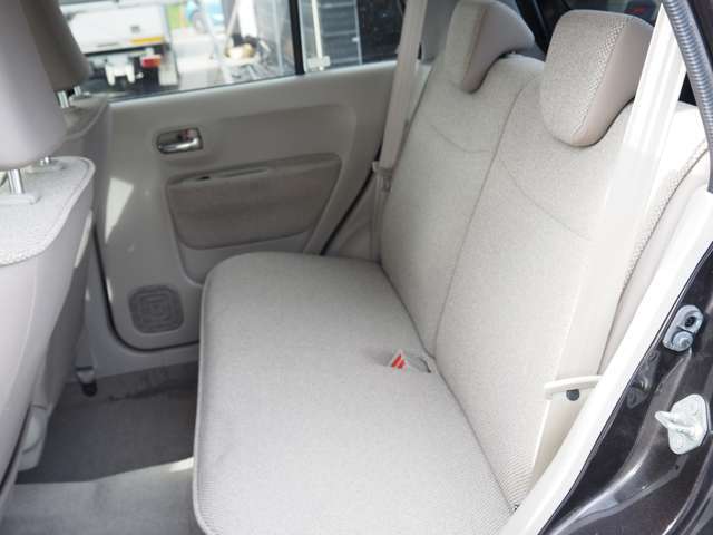 落ち着いた内装色でリラックス！