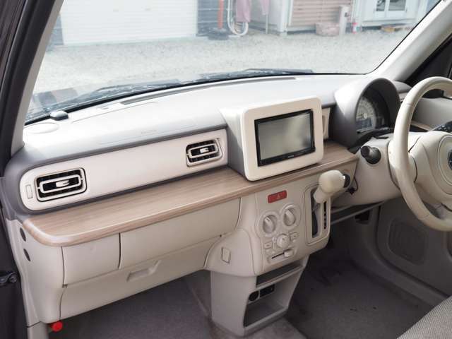 落ち着いた内装色でリラックス！