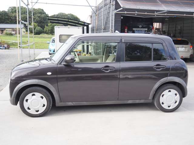 この度は当店在庫をご覧頂き誠にありがとうございます。 ご不明な点等ございましたら、お気軽にメール又はお電話にてお問合せ下さい♪