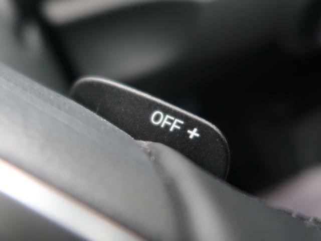 ●エレクトロニックパーキングブレーキ●ボタン一つで簡単にサイドブレーキをかける事ができます。レバーの上げ下げの無駄な力を省くことができ信号待ちなど是非ご活用ください。