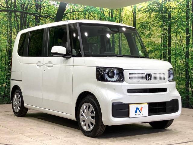 大好評のボディコーティング「弾スプラッシュコート」もご納車までに施工可能。通常のガラスコートと異なる、耐久年数6年の無機質ガラスコーティングが、ボディをキレイな状態に保ってくれます。