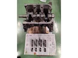 エンジン組み立てはじめました