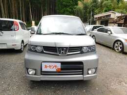 カーパレス鹿児島はお客様の要望に合った中古車・新車をご案内します。トヨタ・日産・ホンダ・マツダ・スバル・スズキ・三菱・ダイハツなど、各メーカーの中古車を注文販売する事も可能です。