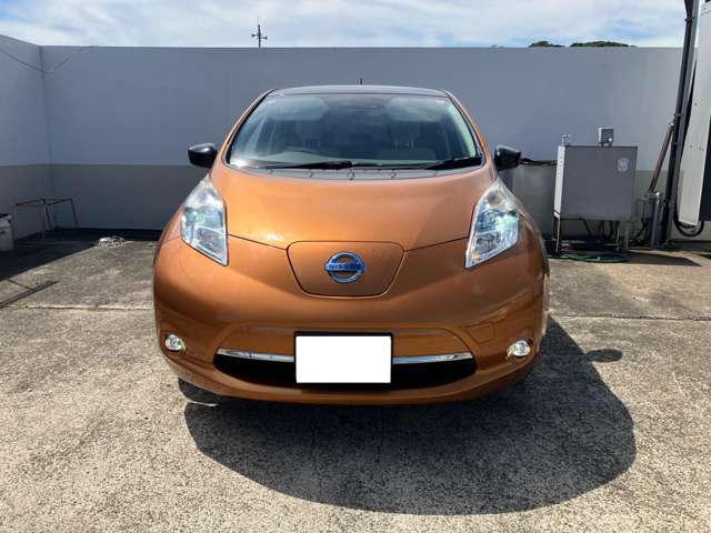 LEDヘッドライト　通勤や営業にはもってこいです！弊社社用車もリーフを使用しております(*'▽')
