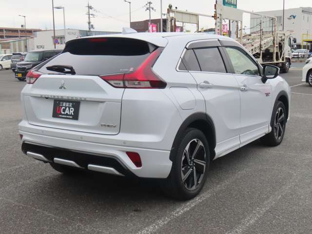 ガソリンエンジンとEV機構のメリットを良いトコ取り♪アウトドアレジャーはもちろん災害時にも活躍が期待できる一台です♪