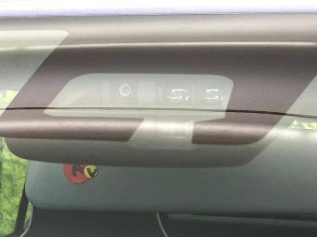 【スズキ　セーフティサポート】走行中に前方の車両等を認識し、衝突しそうな時は警報とブレーキで衝突回避と被害軽減をアシスト。より安全にドライブをお楽しみいただけます。