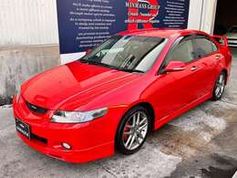 来店予約で成約を頂いたお客様には当店オリジナルの除菌消臭プランをプレゼント！車内の気になる臭いを解消するためにオゾン発生器を使用し、強力に除菌脱臭し二酸化塩素除菌消臭剤 SEAL OFFを使用して消臭します。