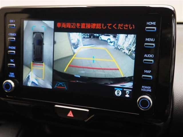 バックカメラ＋全周囲モニター付き！車両上方からの画像が確認出来て車庫入れにも大活躍！