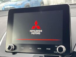 【純正8型ナビ】人気の純正ナビを装備。オーディオ機能も充実しており、Bluetooth接続すればお持ちのスマホやMP3プレイヤーの音楽を再生可能！毎日の運転がさらに楽しくなります！！