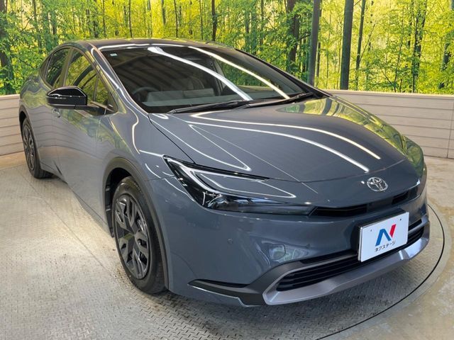 大好評のボディコーティング「弾スプラッシュコート」もご納車までに施工可能。通常のガラスコートと異なる、耐久年数6年の無機質ガラスコーティングが、ボディをキレイな状態に保ってくれます。