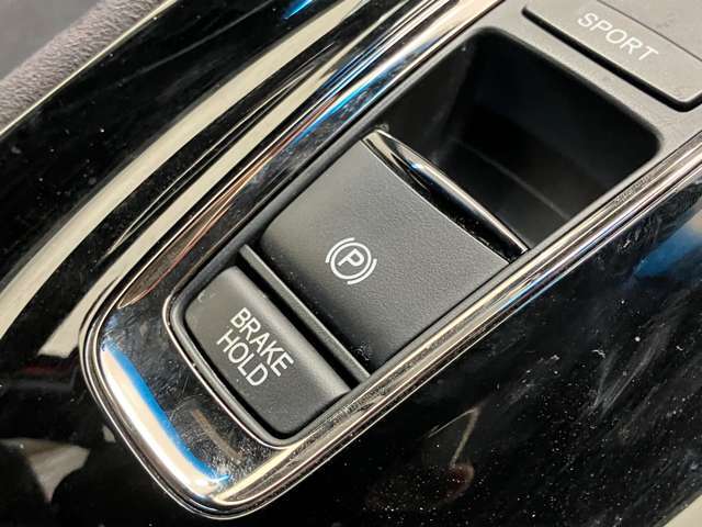 店頭での販売もしておりますので、お車が売約となることもございます。気になる車はまずはお問い合わせください！