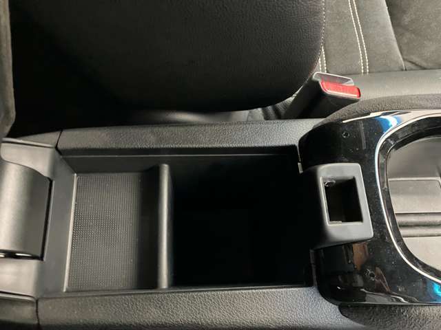 店頭での販売もしておりますので、お車が売約となることもございます。気になる車はまずはお問い合わせください！