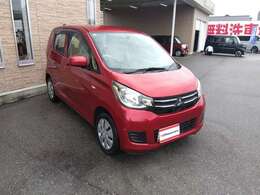 メモリーナビ　ワンセグ　CD　キーレス　シートヒーター　電格ミラー　アームレスト　レベライザー