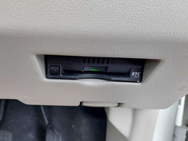 高速走行もスムーズにお支払いが可能な【ETC】ご納車までにセットアップを行い、ご納車時にはご利用いただけるようにいたします。