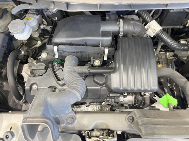 親切・丁寧な専門メカニックスタッフが応対！・車検・点検整備・事故等の修理などアフターサービスも安心。お車のカスタマイズもネクステージのサービススタッフまでご相談ください！