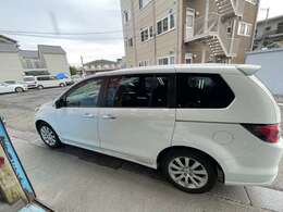 お手頃なファミリーカーMPV入荷しました！お仕事にも使いやすくてオススメです☆